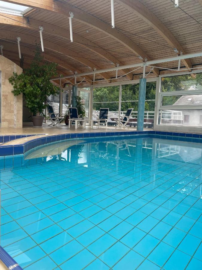Logis Hotel Regina ラ・ブルブール エクステリア 写真