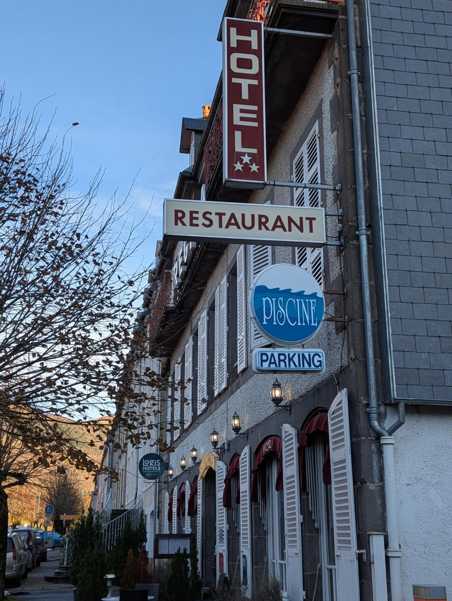 Logis Hotel Regina ラ・ブルブール エクステリア 写真